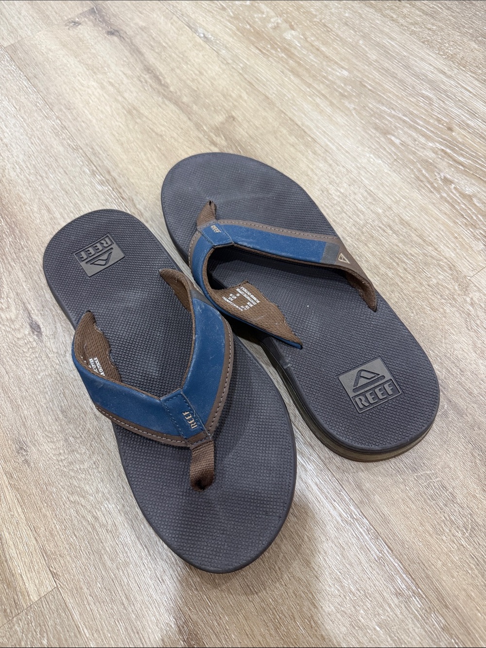 Reef Men's Blue and Brown Cushioned Flip Flops